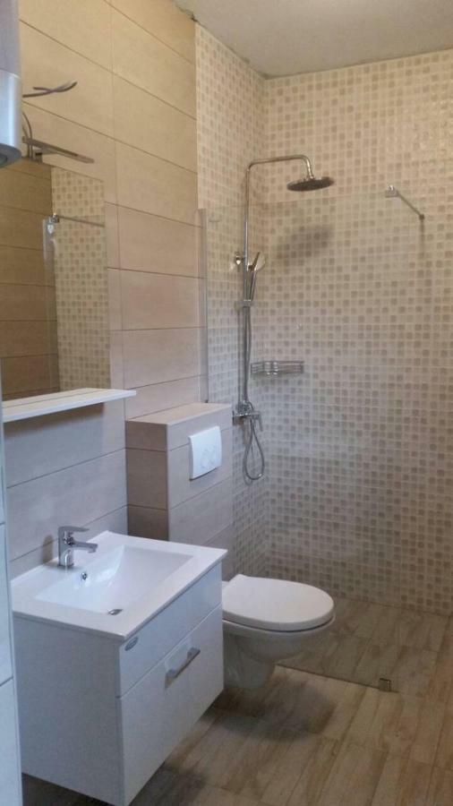 Apartmani Maris III Rab Town Exterior foto